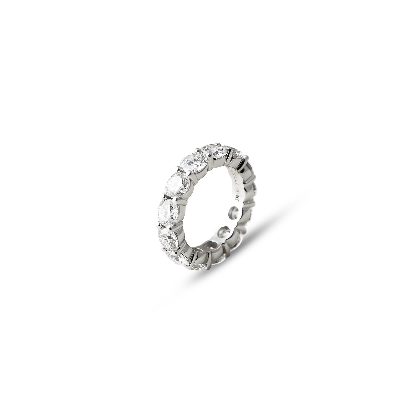 ROUND DIAMOND ETERNITY BAND